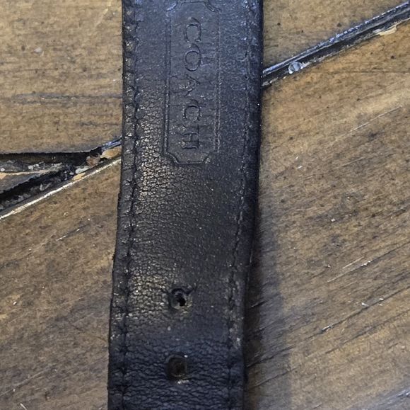 Coach Gold and Black Watch - Picture 6 of 8